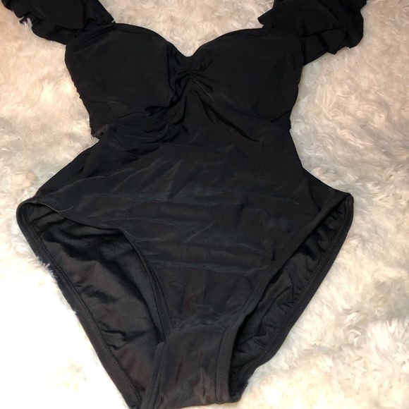 VENUS Black Ruffled One Piece Swimsuit size 4 - Picture 6 of 14